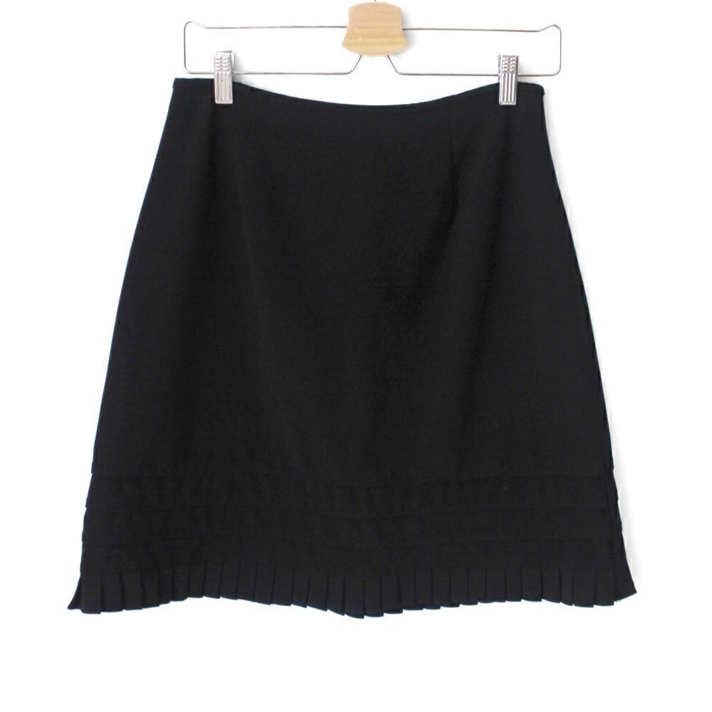 Larry Levine Stretch Mini Skirt with Ruffles in 8